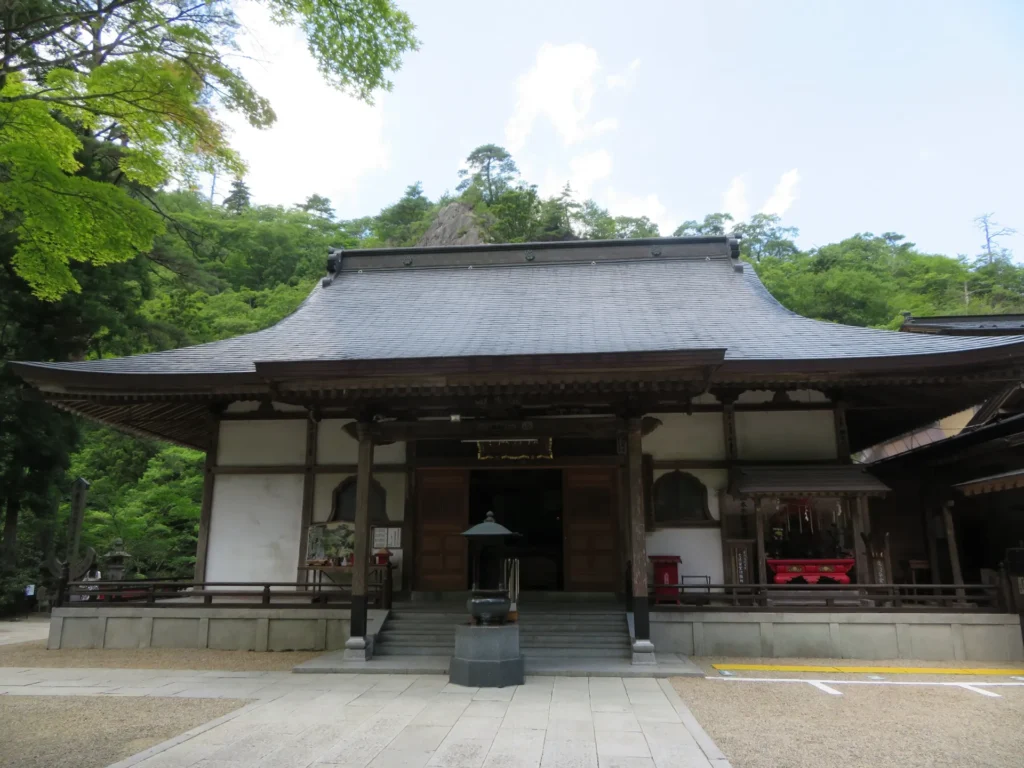 棚倉町にある山本不動尊のお堂