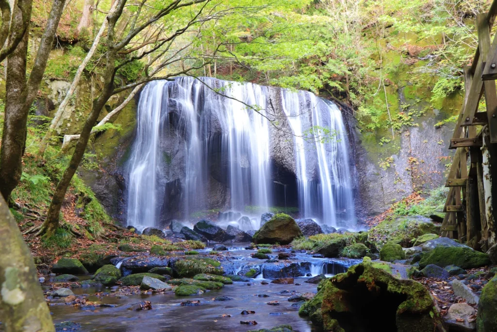 福島県のおすすめデートスポット「達沢不動滝」