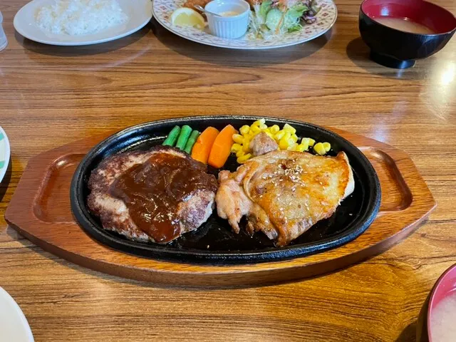 福島のおすすめ観光食べ歩きスポット「オリーブ」