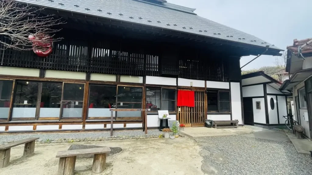 福島県群山市のカフェ　古民家
