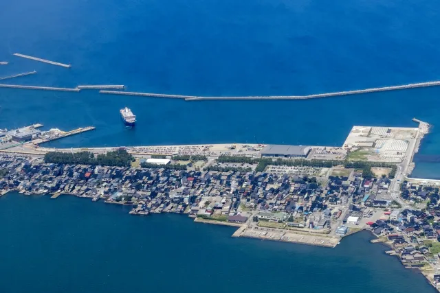 新潟県佐渡島モデルコース
両津港