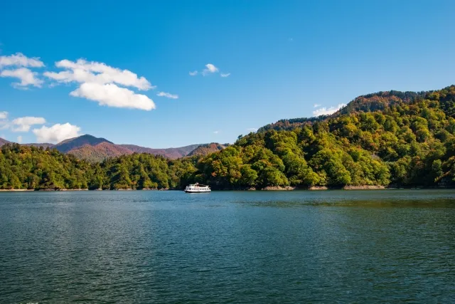 新潟　奥只見湖　自然