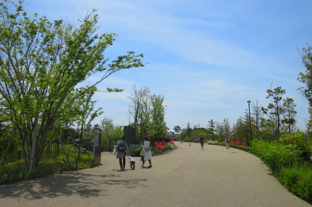 二子玉川公園の緑と散歩道